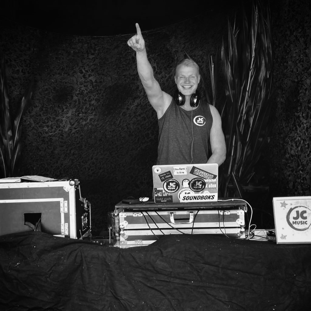 DJ Jonathan